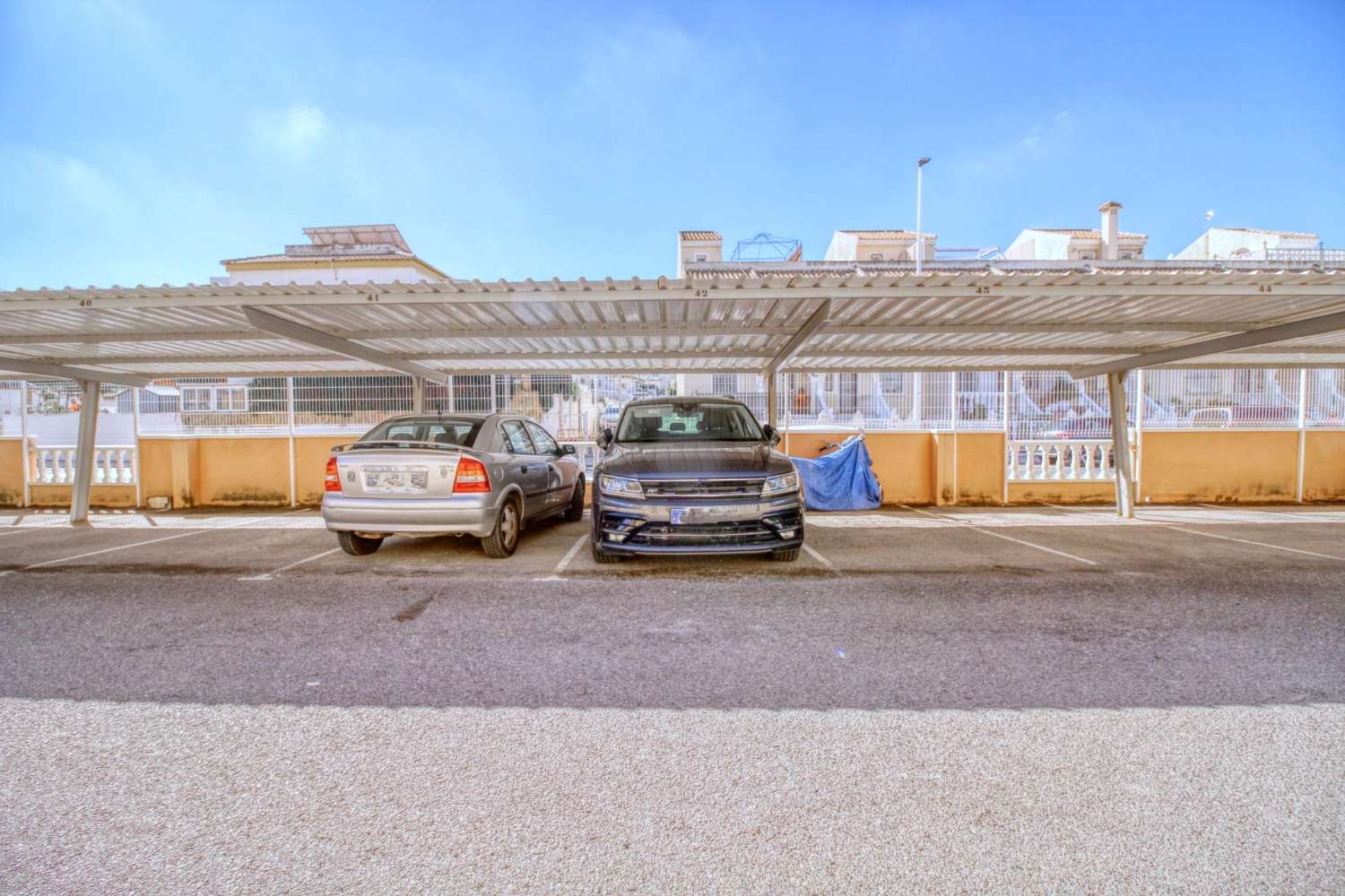 Přízemní řadový dům v Gran Alacant – pohodlí, styl a přímořská poloha