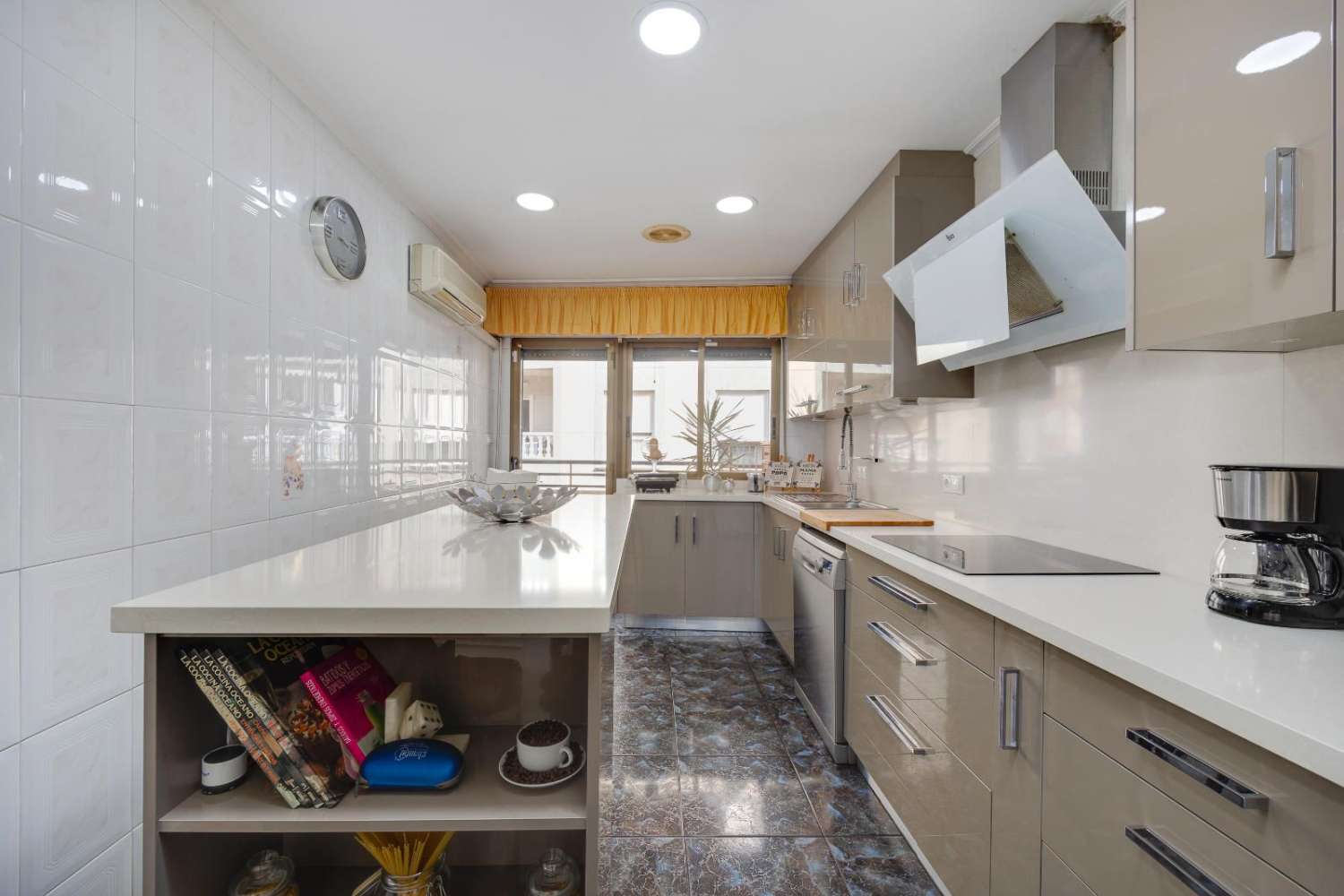 Apartments for sale in Torrevieja