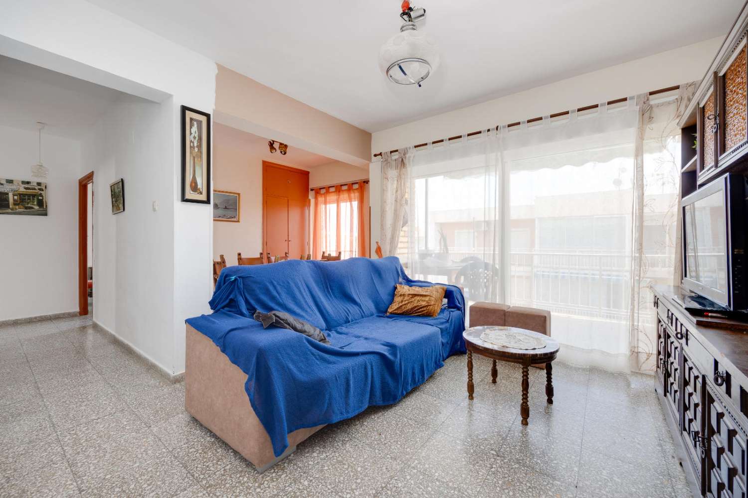 Penthouse with sea views in Orihuela Costa.