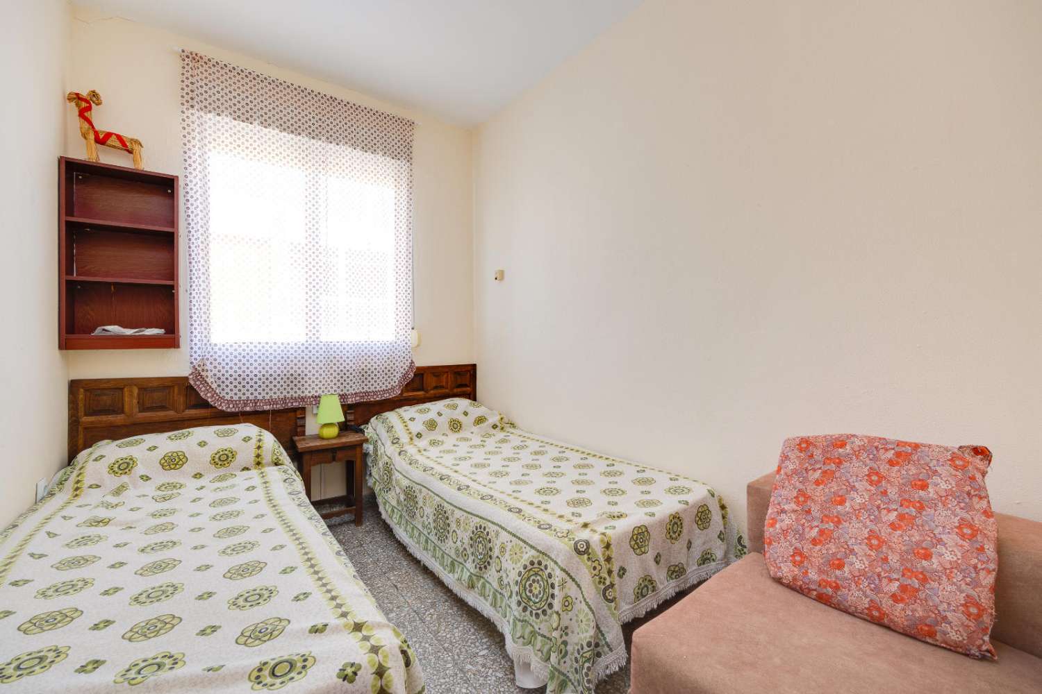 Penthouse with sea views in Orihuela Costa.