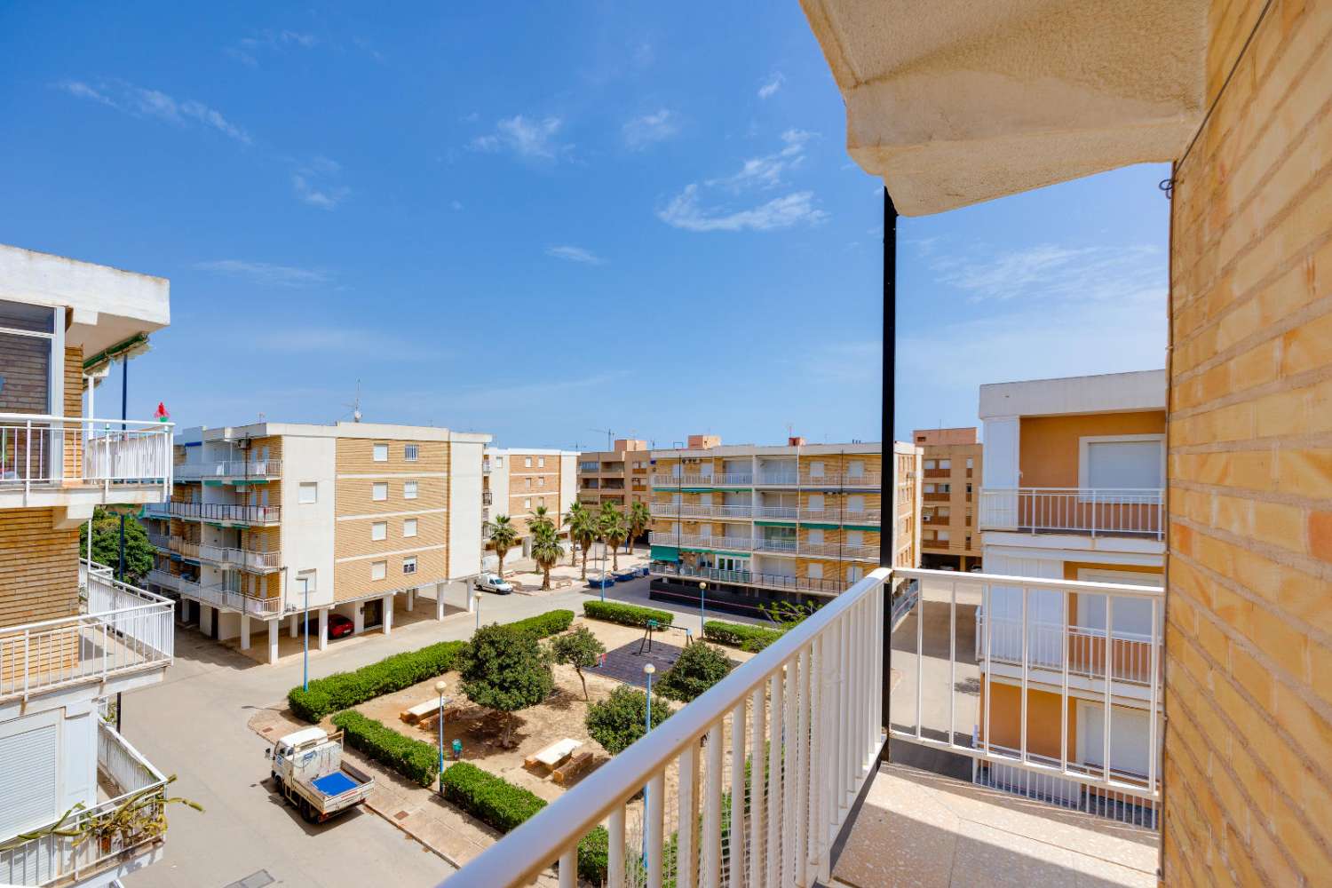 Penthouse with sea views in Orihuela Costa.