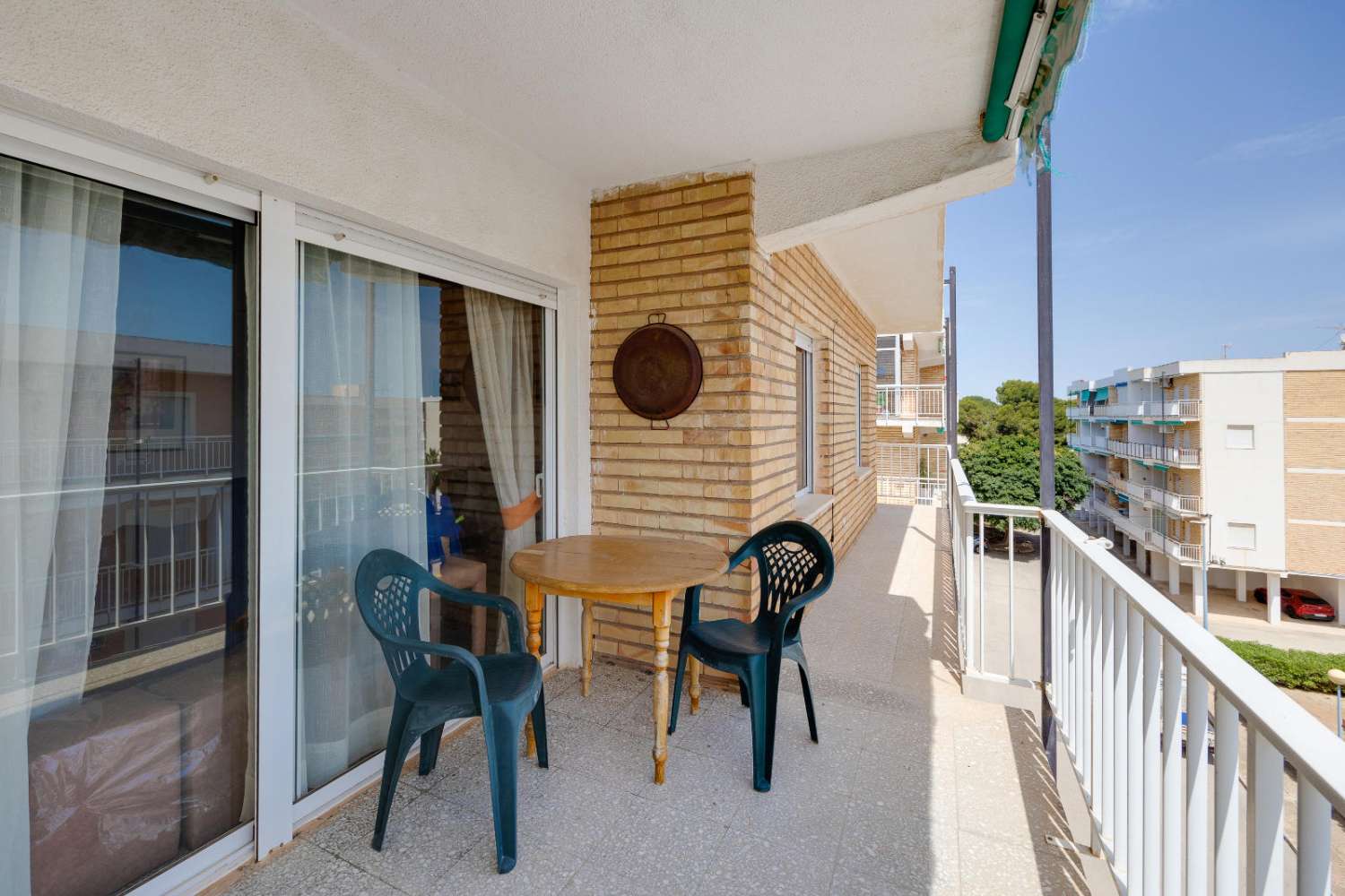Penthouse with sea views in Orihuela Costa.
