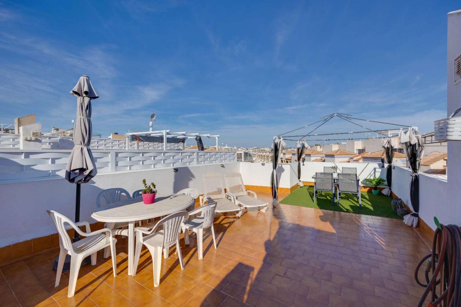 Rodinný dům v prodeji in Los Balcones - Los Altos del Edén (Torrevieja)