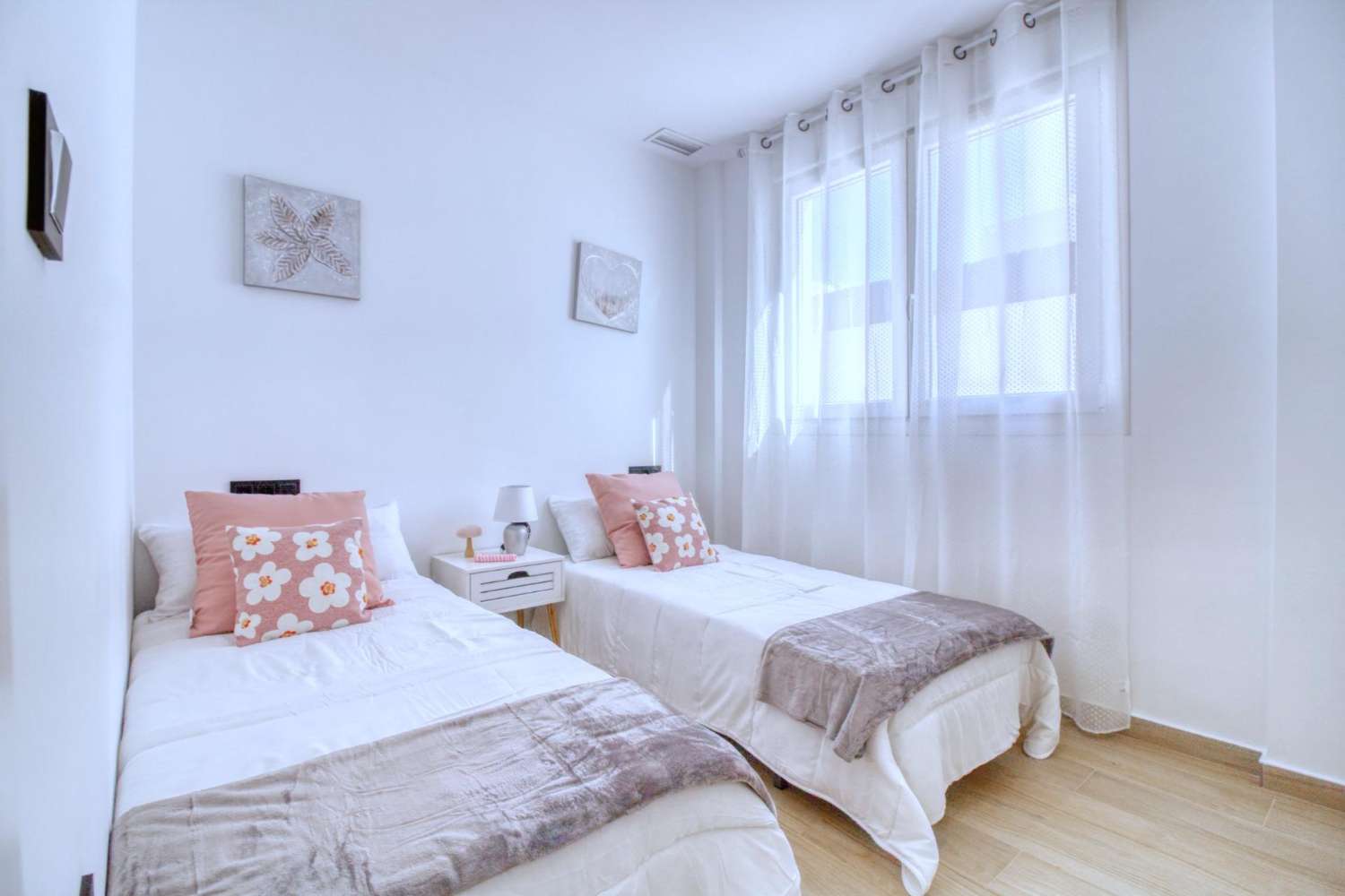 Novostavba vily v Torrevieja — elegance, pohodlí a prvotřídní lokalita