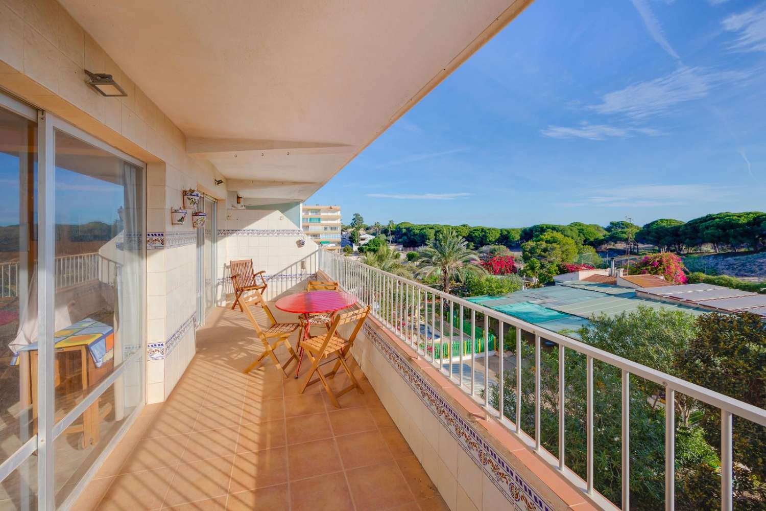 Prostorný a světlý byt na prodej v Guardamar del Segura