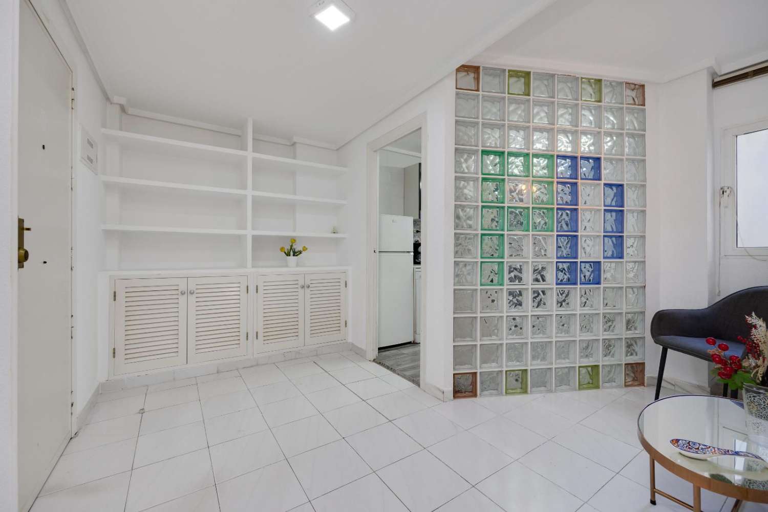 Prostorný, světlý byt v centru Torrevieji