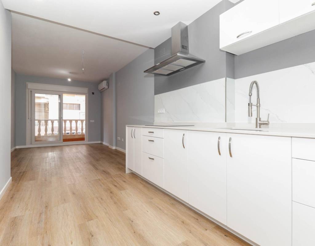 Nově zrekonstruovaný apartmán 50 metrů od pláže La Mata