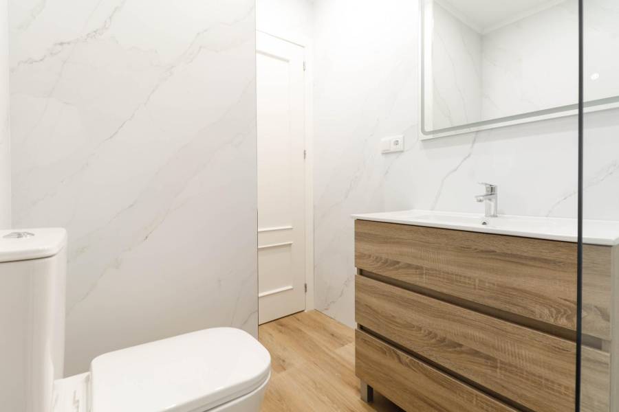 Nově zrekonstruovaný apartmán 50 metrů od pláže La Mata