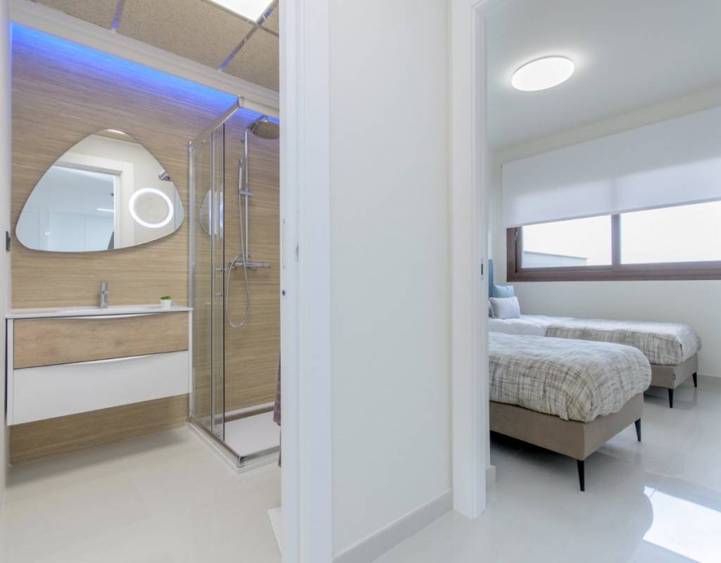 NOVOSTAVBA BYTOVÝ KOMPLEX BUNGALOVŮ V LOS BALCONES, TORREVIEJA - Bungalov v přízemí