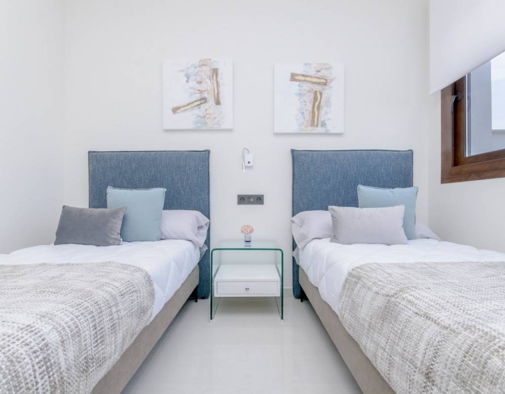 NOVOSTAVBA BYTOVÝ KOMPLEX BUNGALOVŮ V LOS BALCONES, TORREVIEJA - Bungalov v přízemí