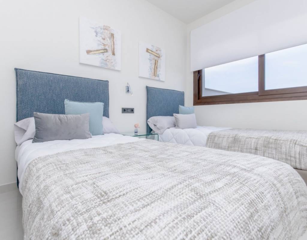 NOVOSTAVBA BYTOVÝ KOMPLEX BUNGALOVŮ V LOS BALCONES, TORREVIEJA - Bungalov v přízemí