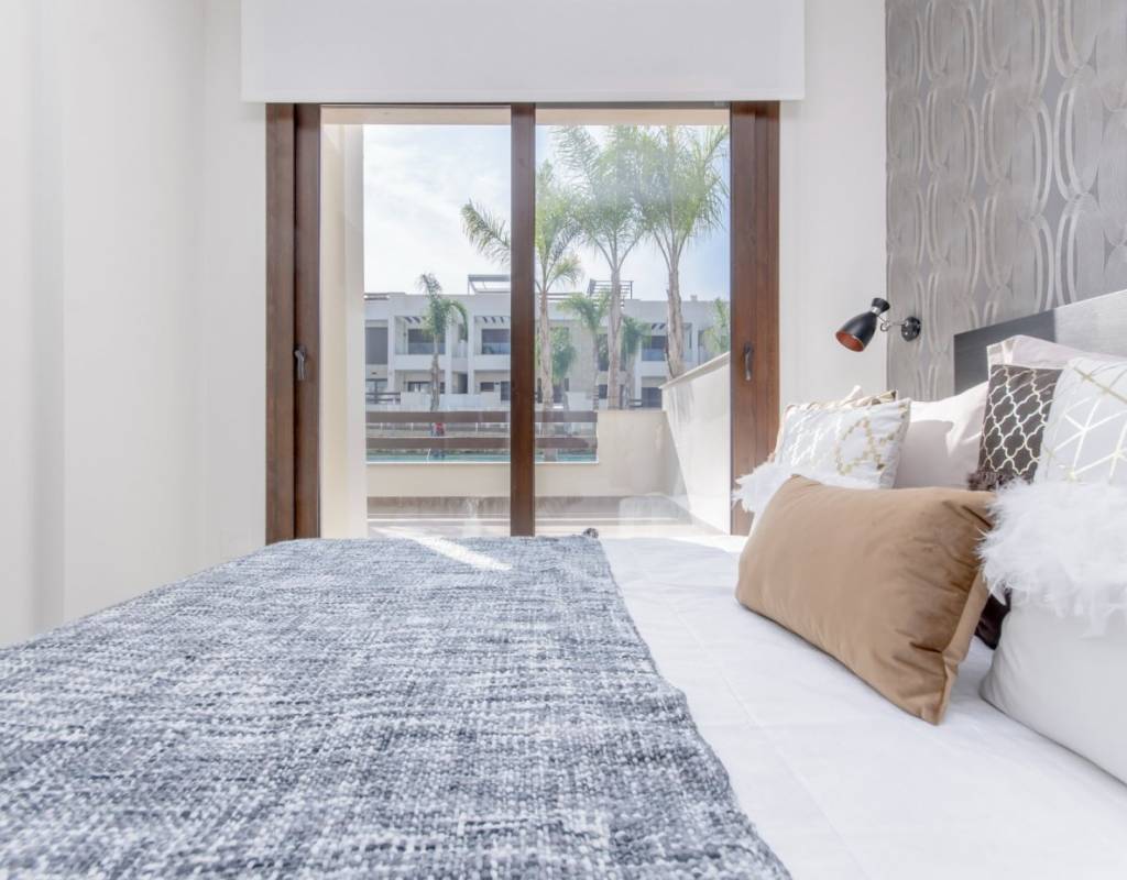 NOVOSTAVBA BYTOVÝ KOMPLEX BUNGALOVŮ V LOS BALCONES, TORREVIEJA - Bungalov v přízemí