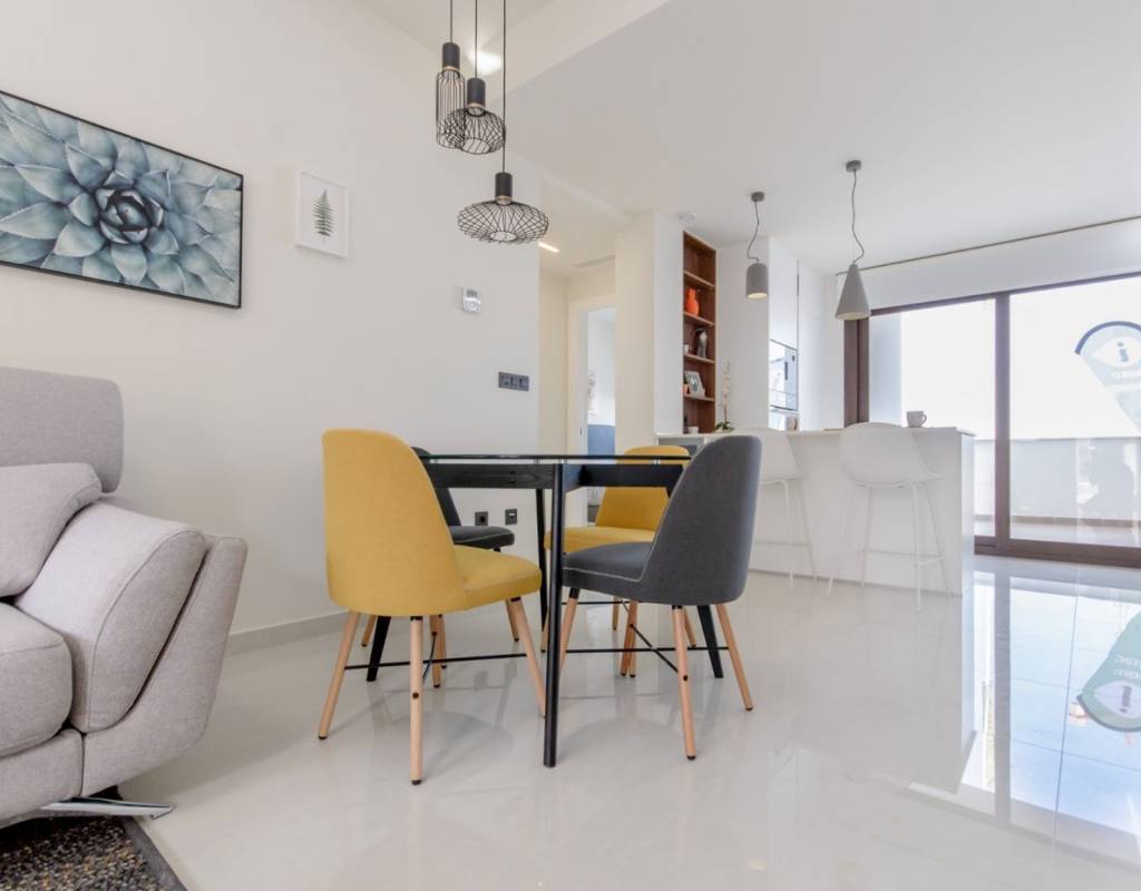 NOVOSTAVBA REZIDENČNÍHO KOMPLEXU BUNGALOVŮ V LOS BALCONES, TORREVIEJA - Bungalov v přízemí