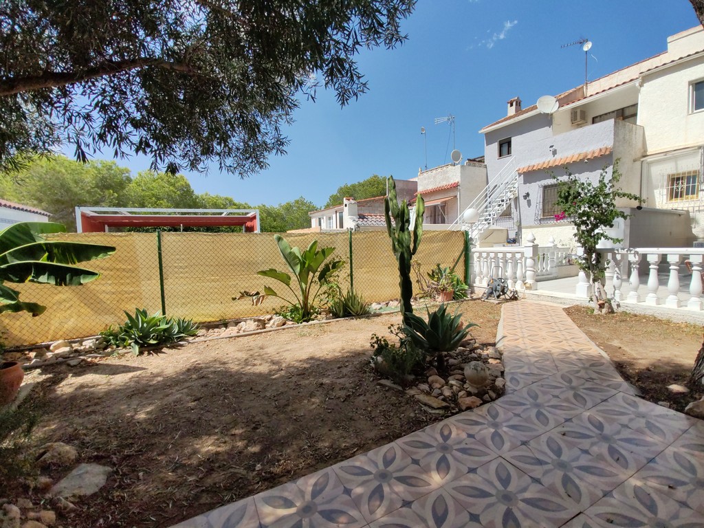 Dvojdomek na prodej v Pinar de Campoverde