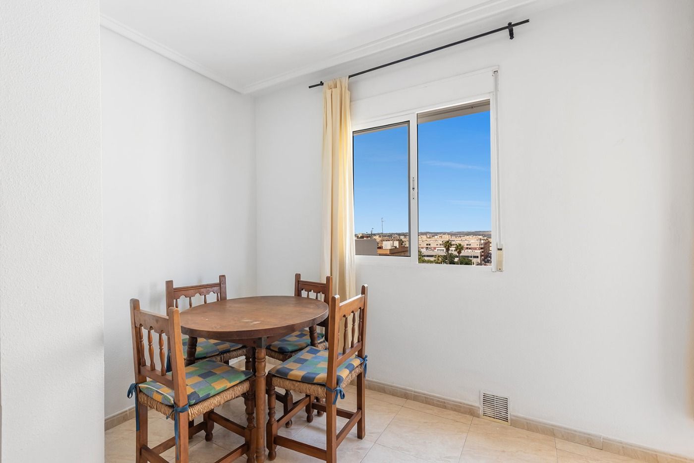 Apartment for sale in Torrevieja