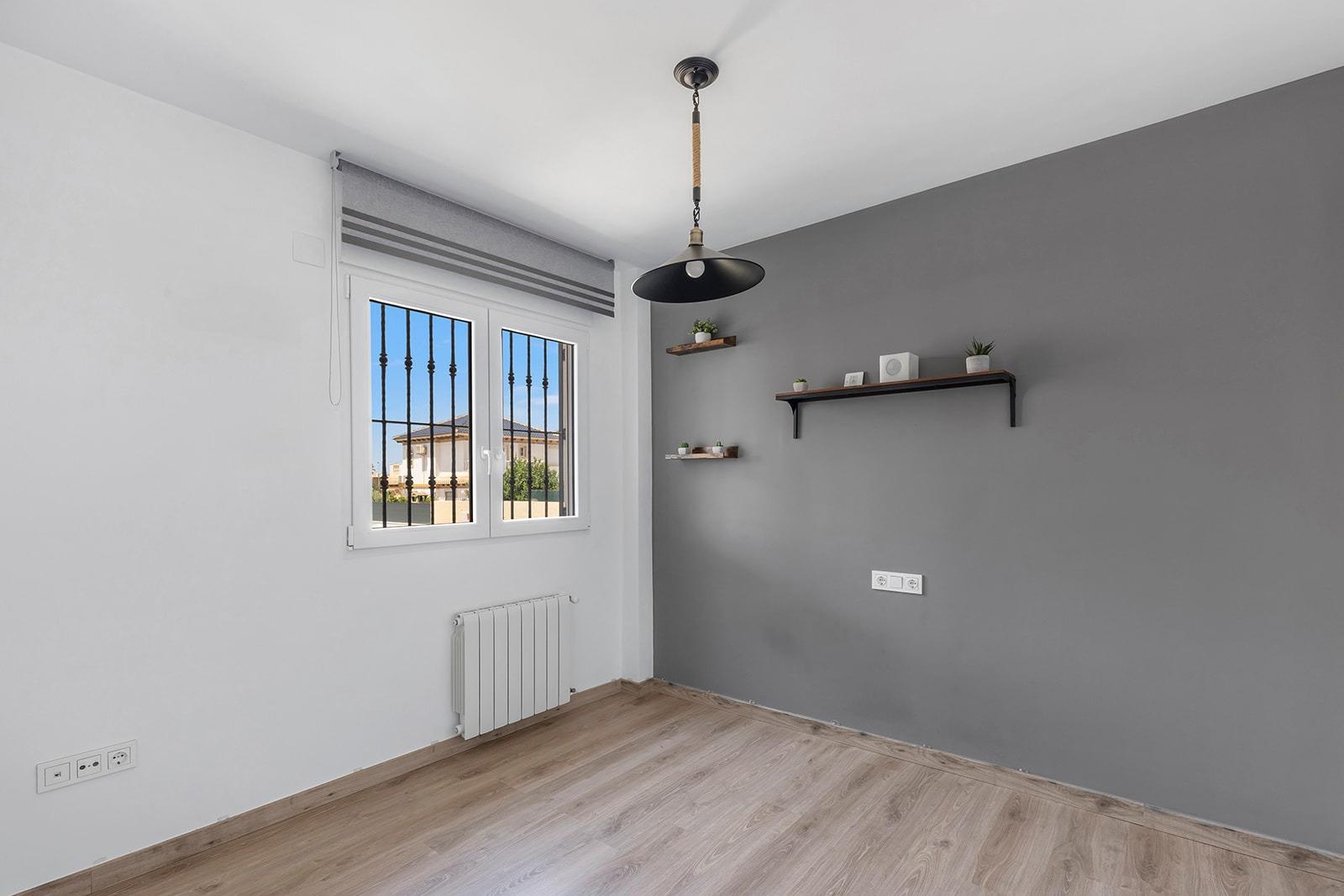 Jedinečná příležitost! Prožijte svůj sen v této luxusní vile v prestižní urbanizaci AGUAS NUEVAS v Torrevieji.