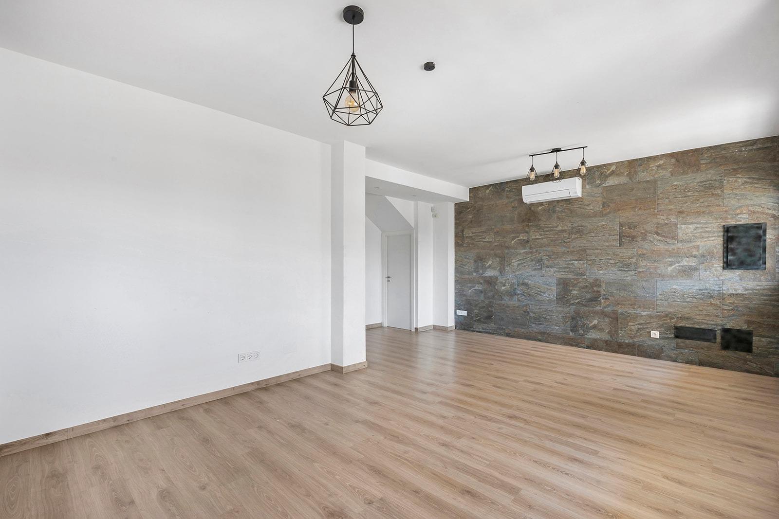 Jedinečná příležitost! Prožijte svůj sen v této luxusní vile v prestižní urbanizaci AGUAS NUEVAS v Torrevieji.