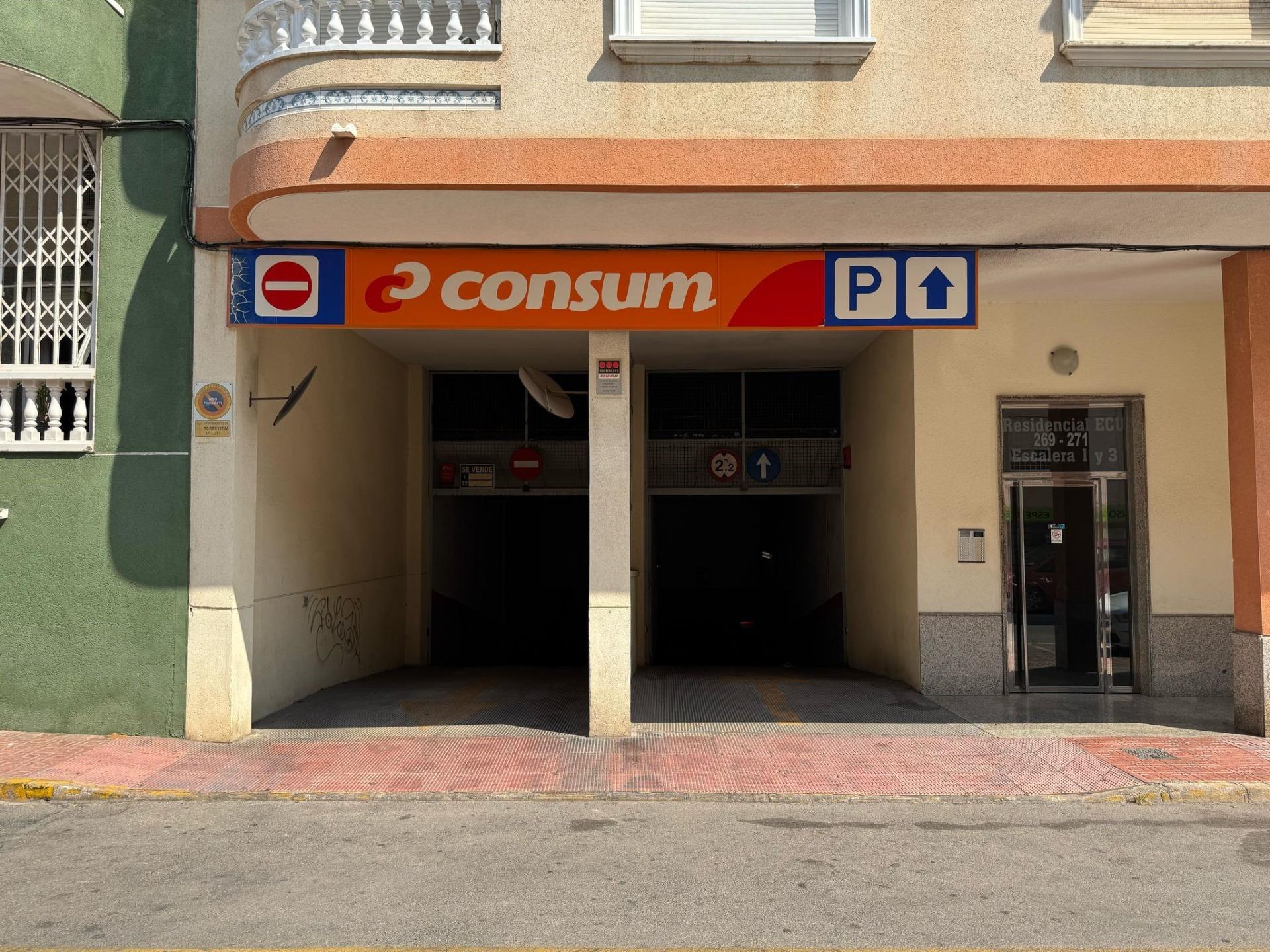 Garage for sale in Torrevieja