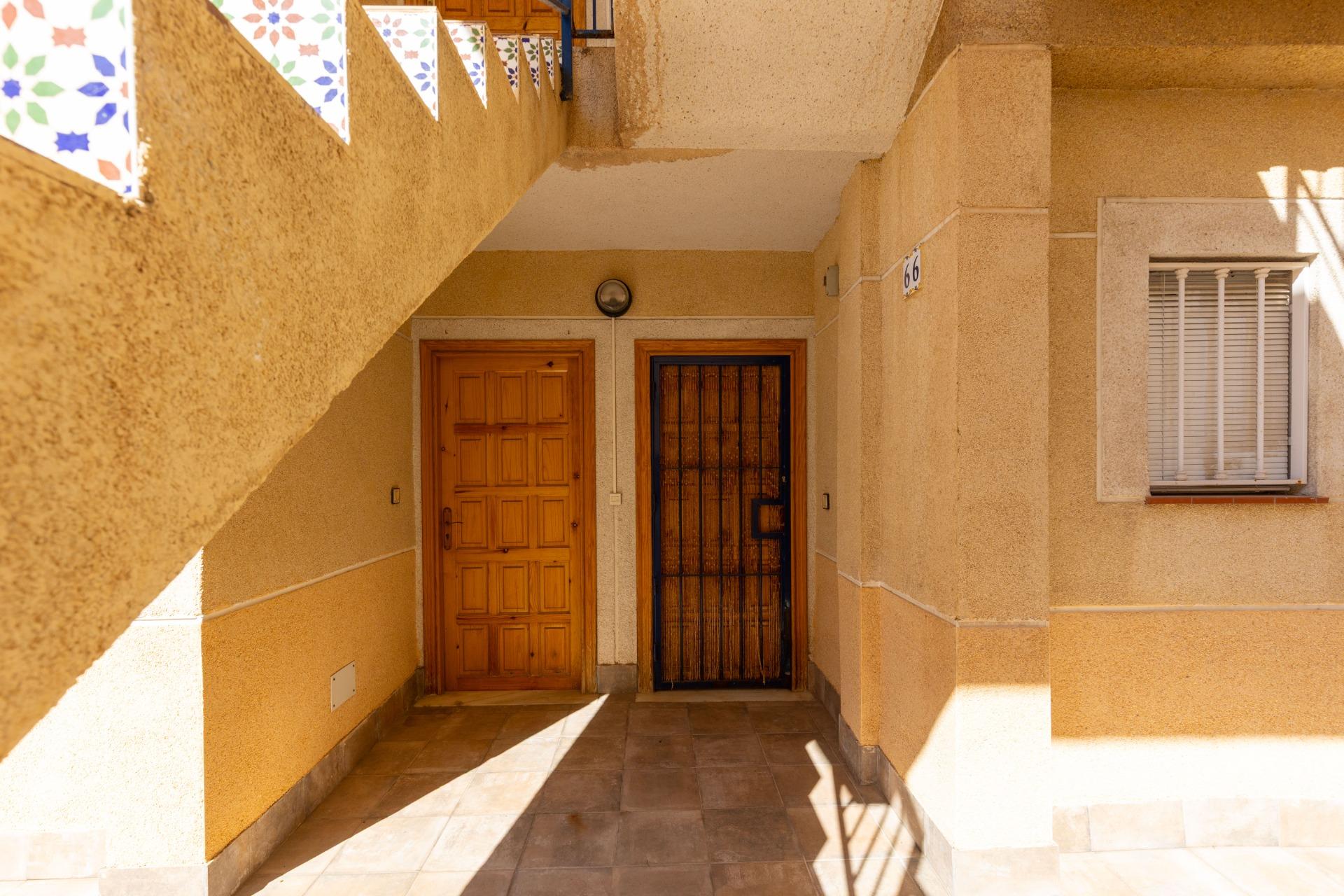 Přízemní byt se 2 ložnicemi v Torrevieji – ideální bydlení i investice