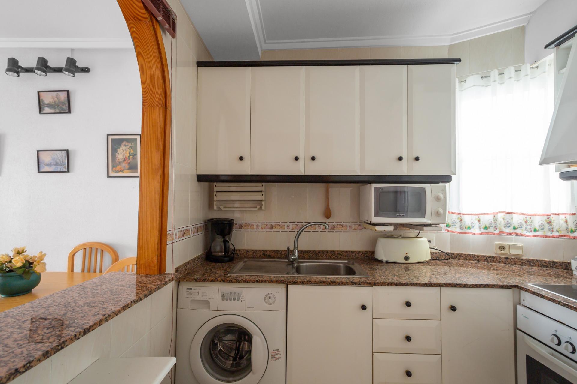 Apartmán k prodeji v Torrevieja jen pár kroků od Playa del Cura.