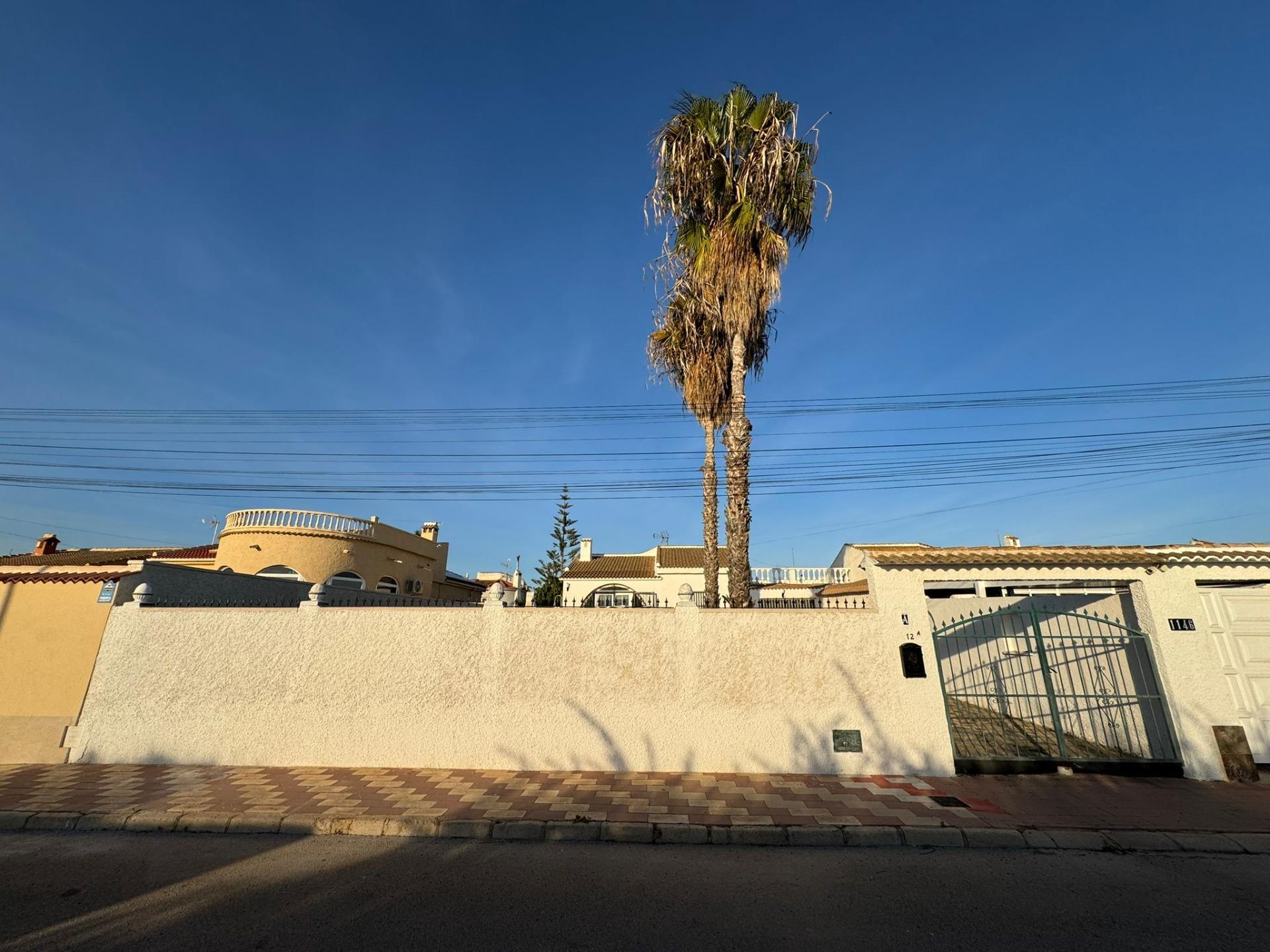 Okouzlující dvojdomek k prodeji.