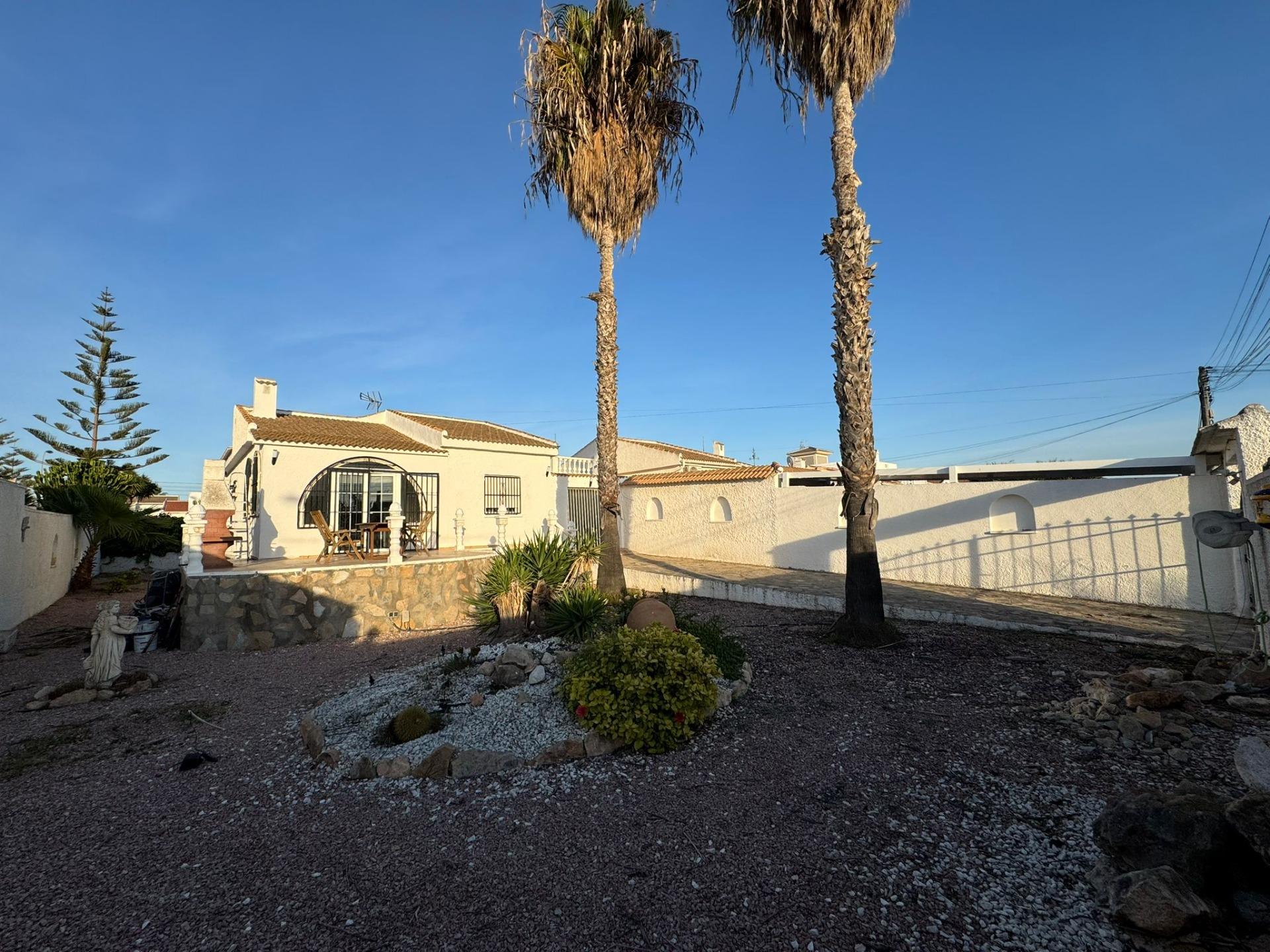 Okouzlující dvojdomek k prodeji.