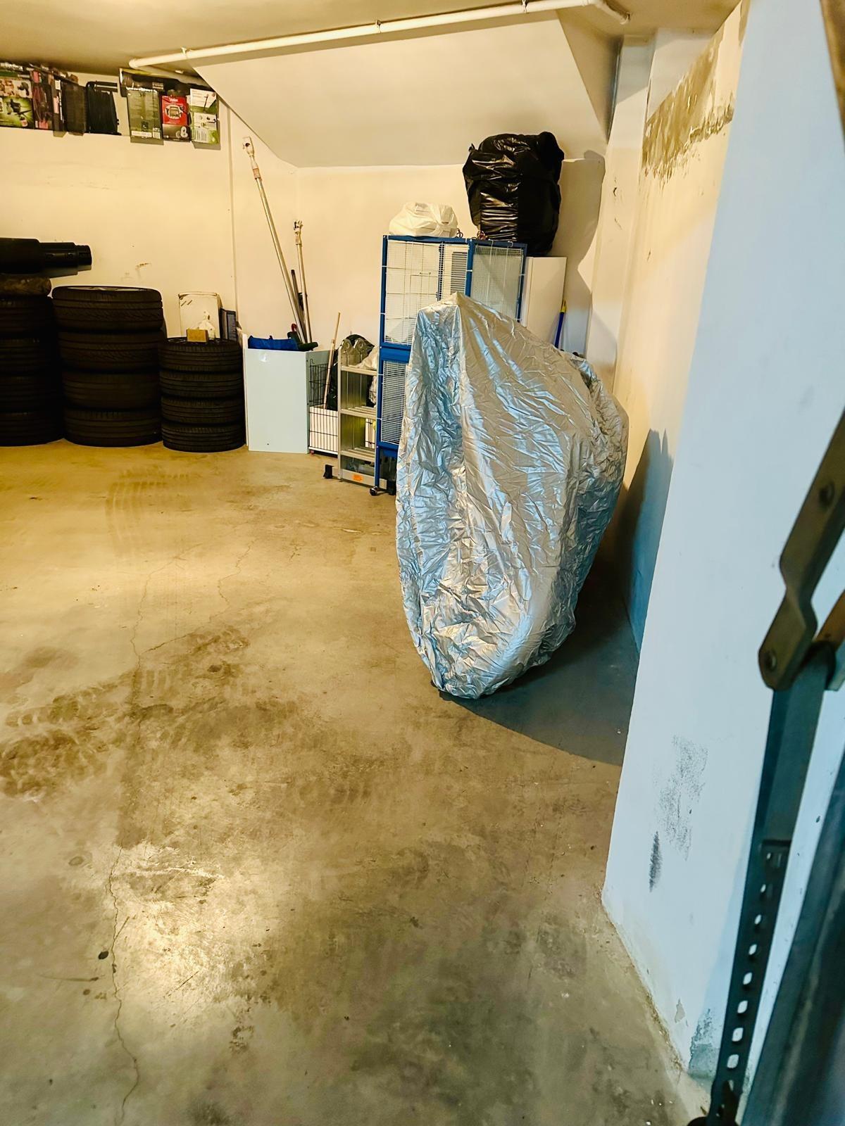 Garage te koop in Torrevieja