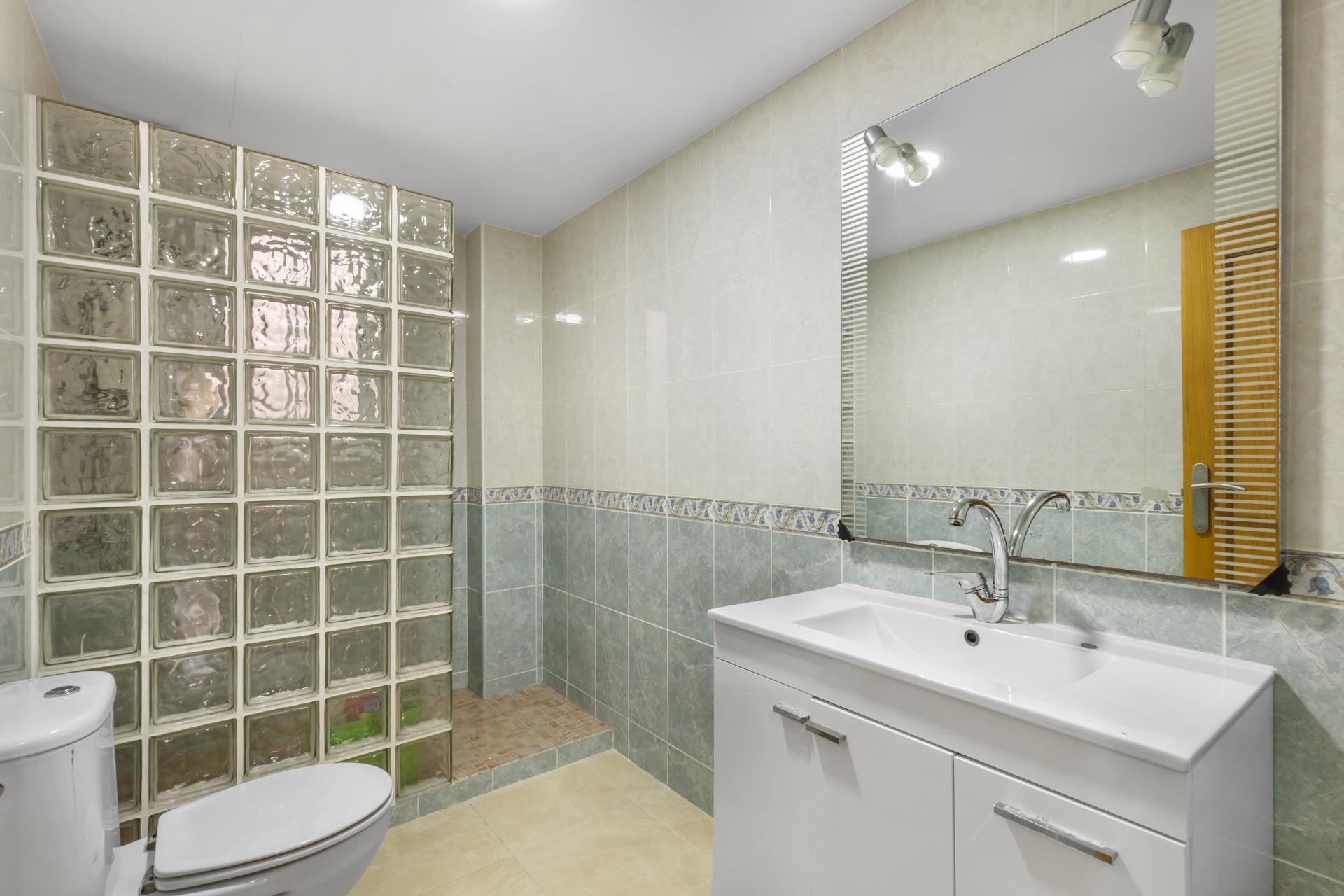 Flat for sale in Torrevieja