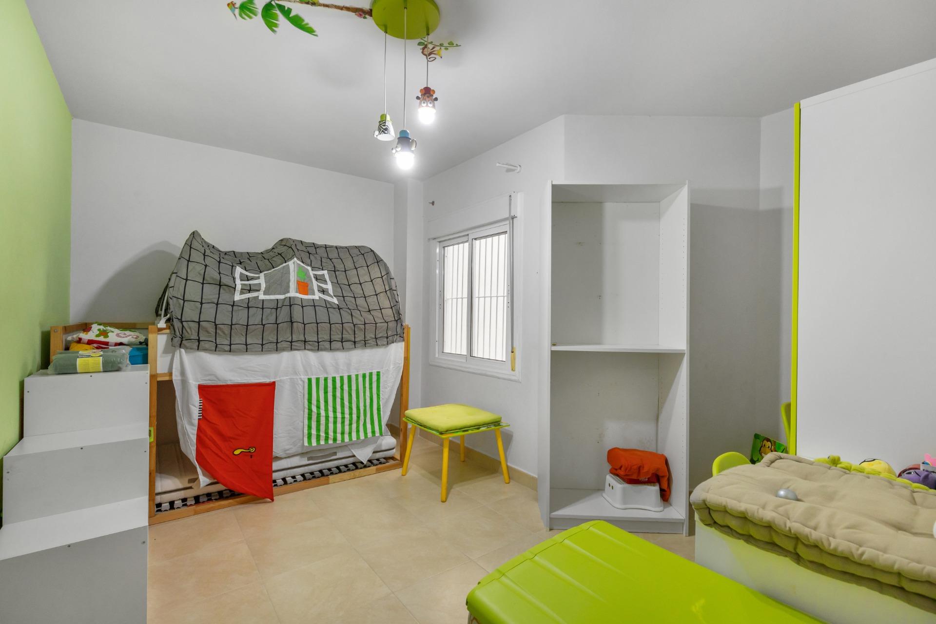 Flat for sale in Torrevieja