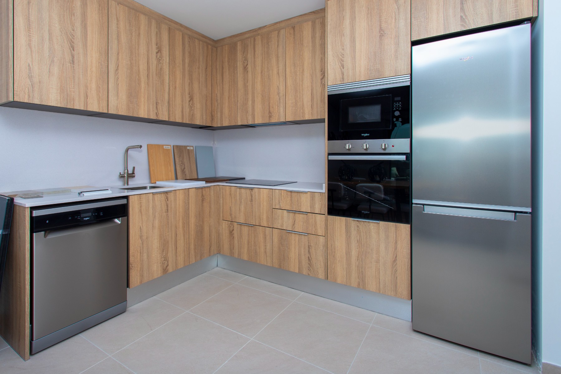 Objevte svůj ráj u moře v tomto exkluzivním rezidenčním komplexu pouhých 100 metrů od pláže Tamarit!