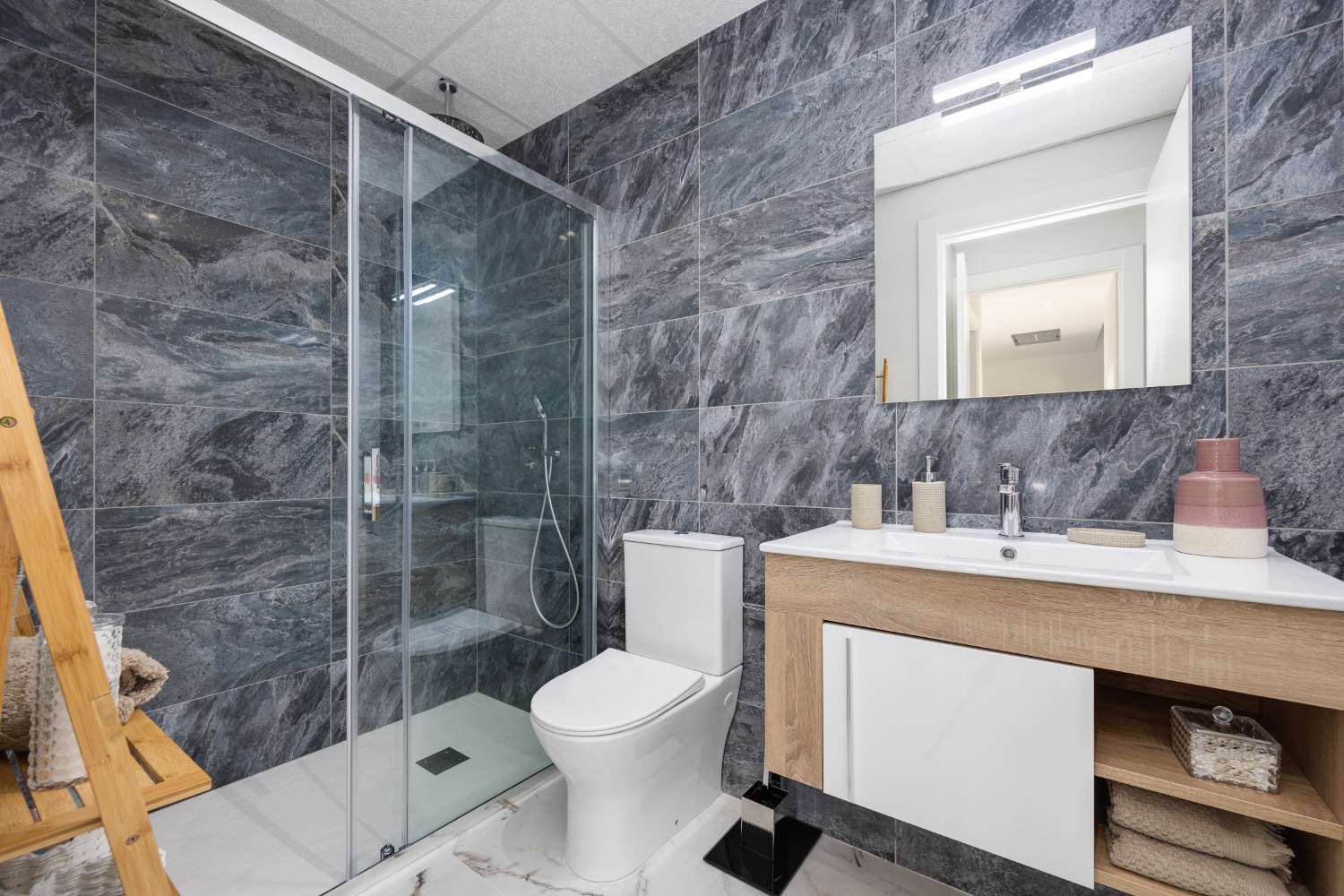 APARTMENTS WITH SPACIOUS TERRACES SAN MIGUEL DE SALINAS