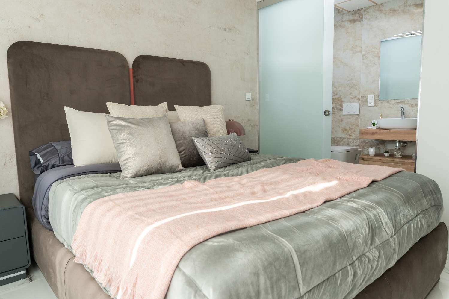 LO MARABÚ - VILY - VEGA Model Ciudad Quesada