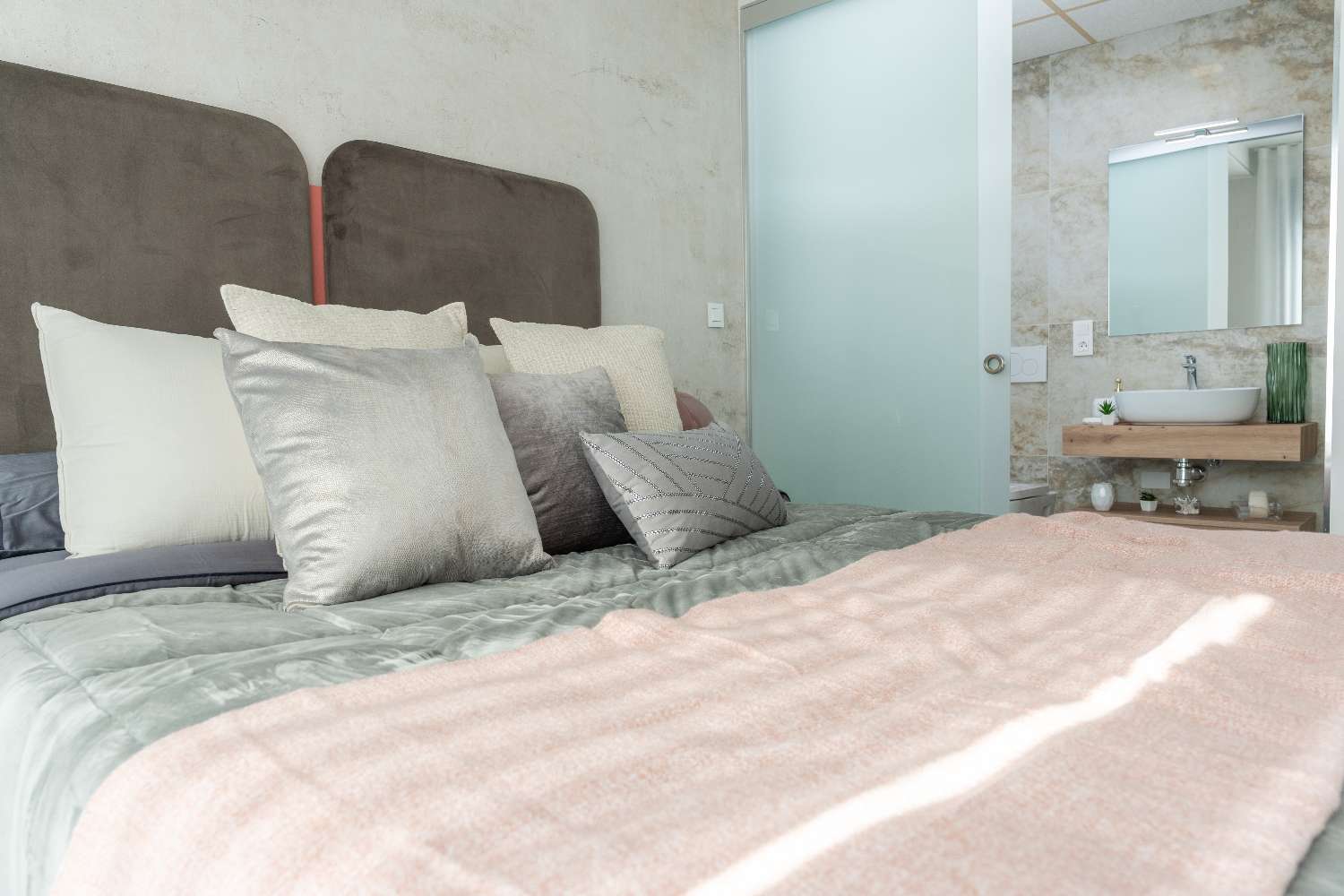 LO MARABÚ - VILY - VEGA Model Ciudad Quesada