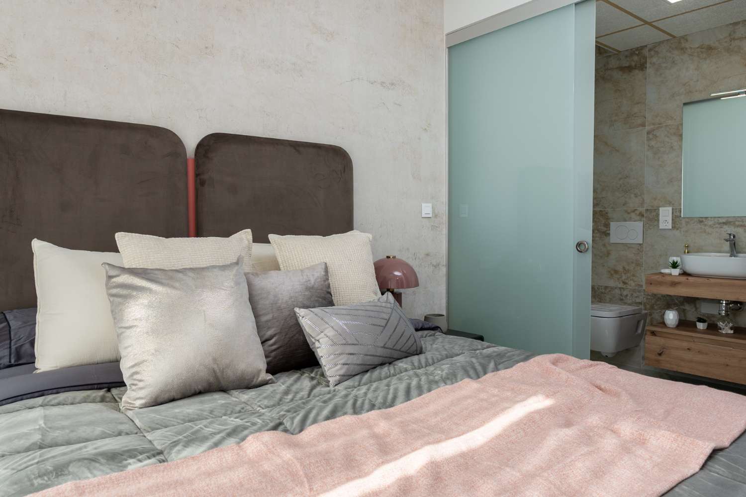 LO MARABÚ - VILY - VEGA Model Ciudad Quesada