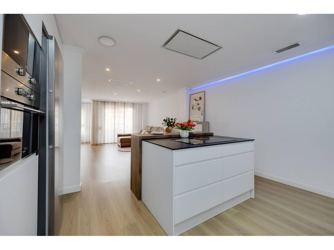 APARTAMENTO A 1 KM DE LA PLAYA REFORMADO!