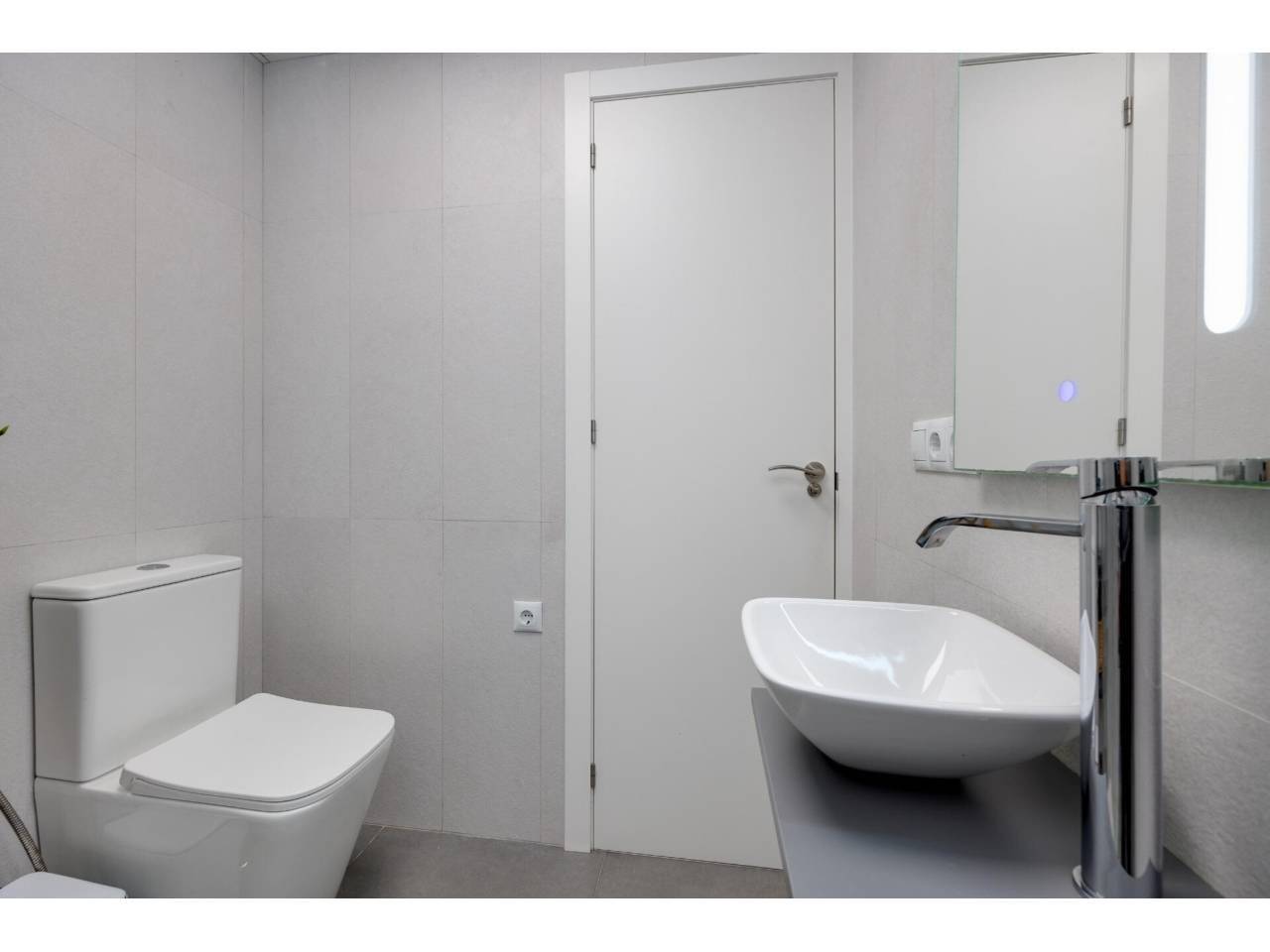 APARTAMENTO A 1 KM DE LA PLAYA REFORMADO!