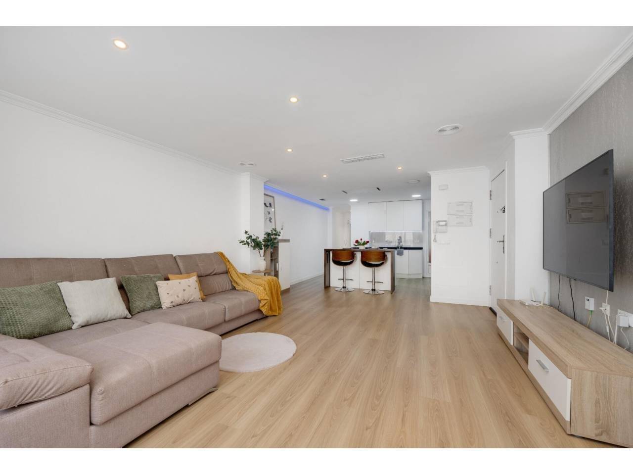 APARTAMENTO A 1 KM DE LA PLAYA REFORMADO!