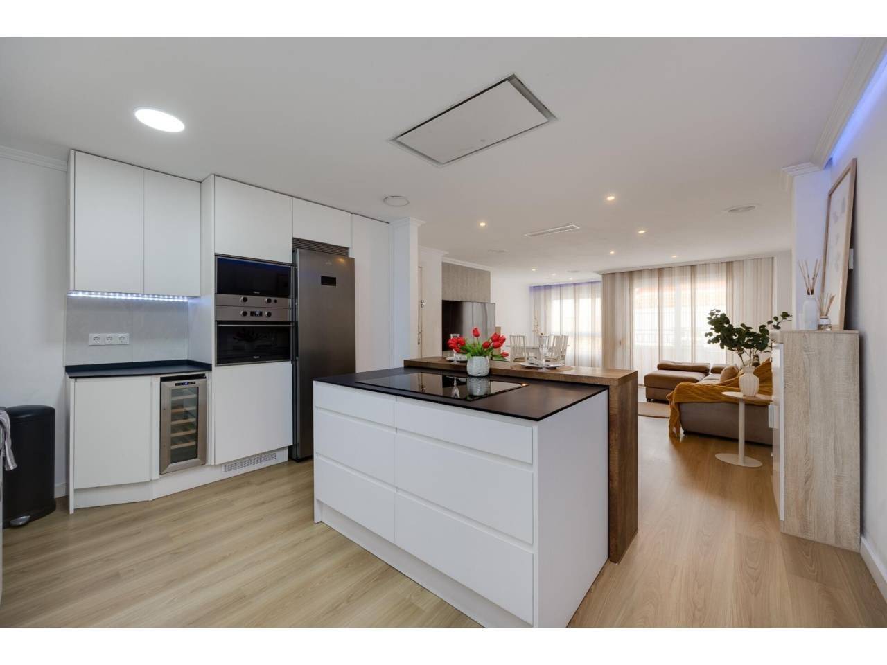 APARTAMENTO A 1 KM DE LA PLAYA REFORMADO!