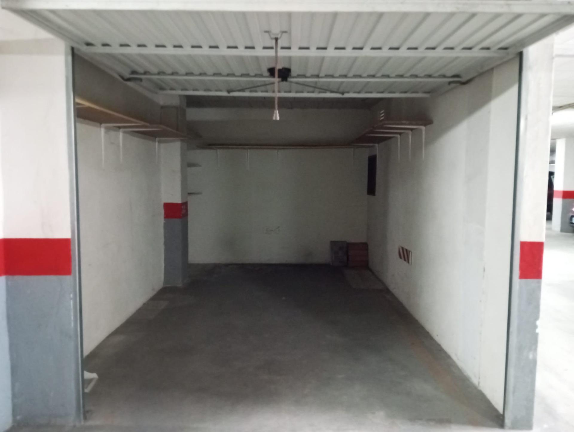 Garage te koop in Torrevieja