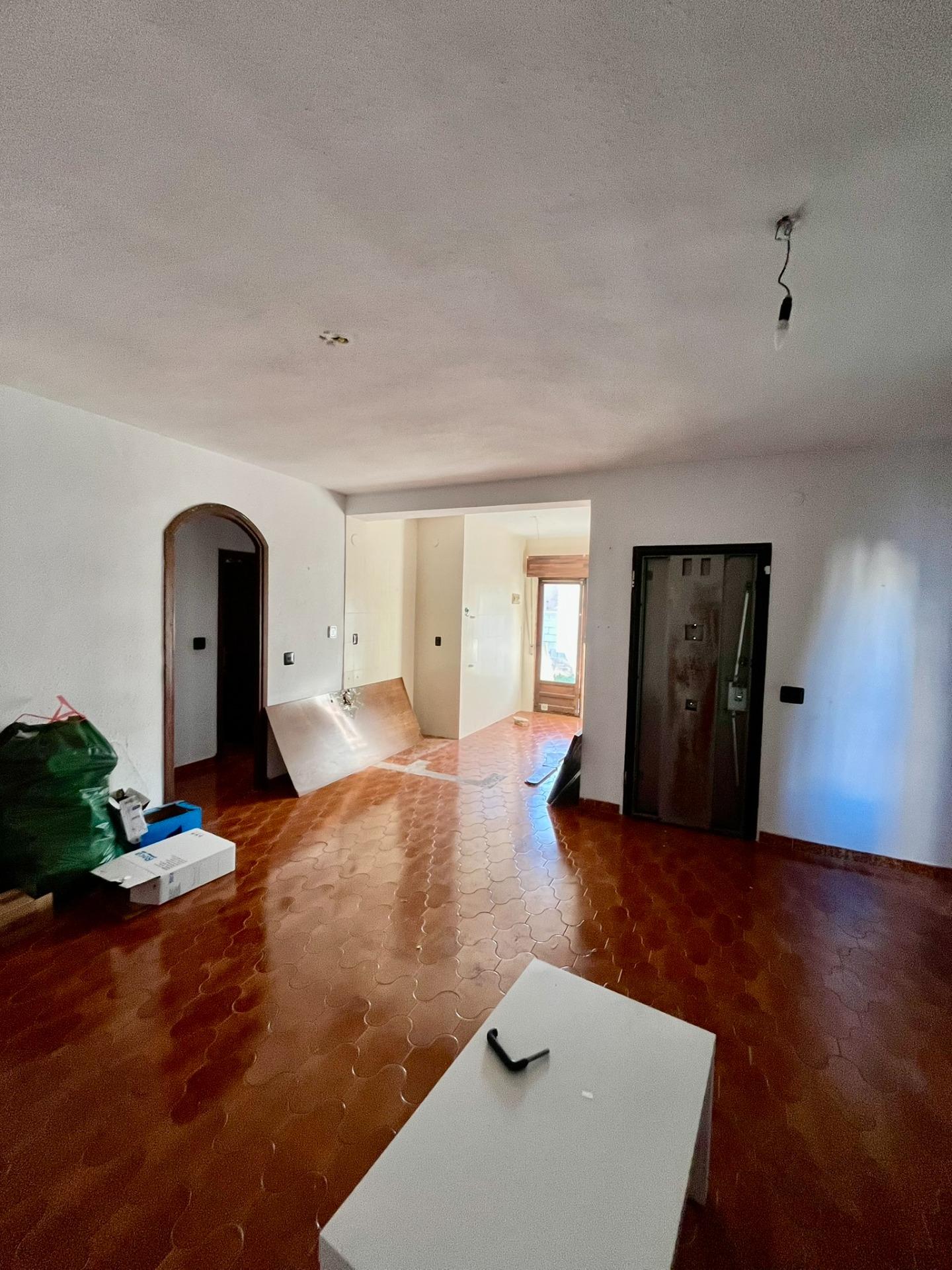 Jedinečná příležitost v Aguas Nuevas – pozemek s velkým potenciálem pro váš vysněný dům