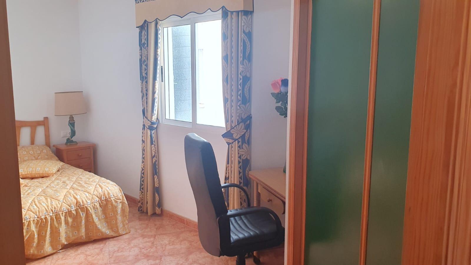 Světlý penthouse v centru Torrevieji – ideální bydlení i investice