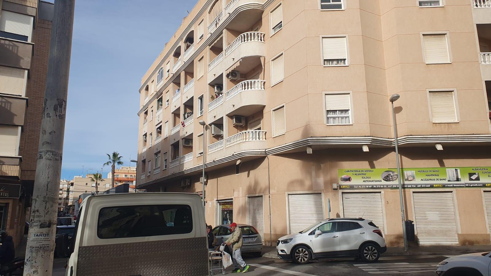Světlý penthouse v centru Torrevieji – ideální bydlení i investice