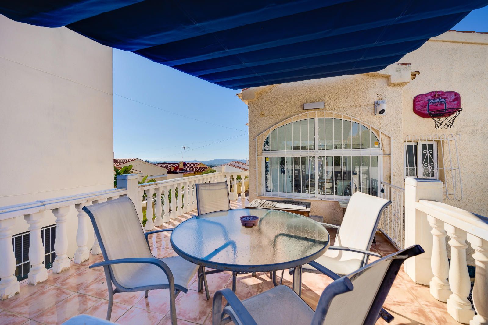 Detached Villa with Private Pool and Solar Energy in La Marina