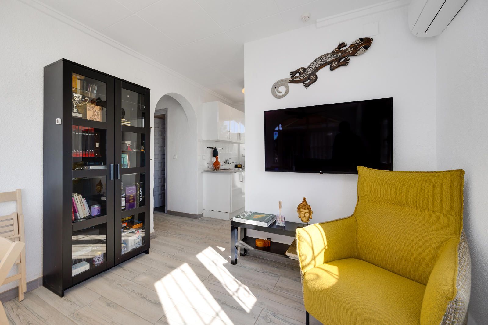 Detached Villa with Private Pool and Solar Energy in La Marina