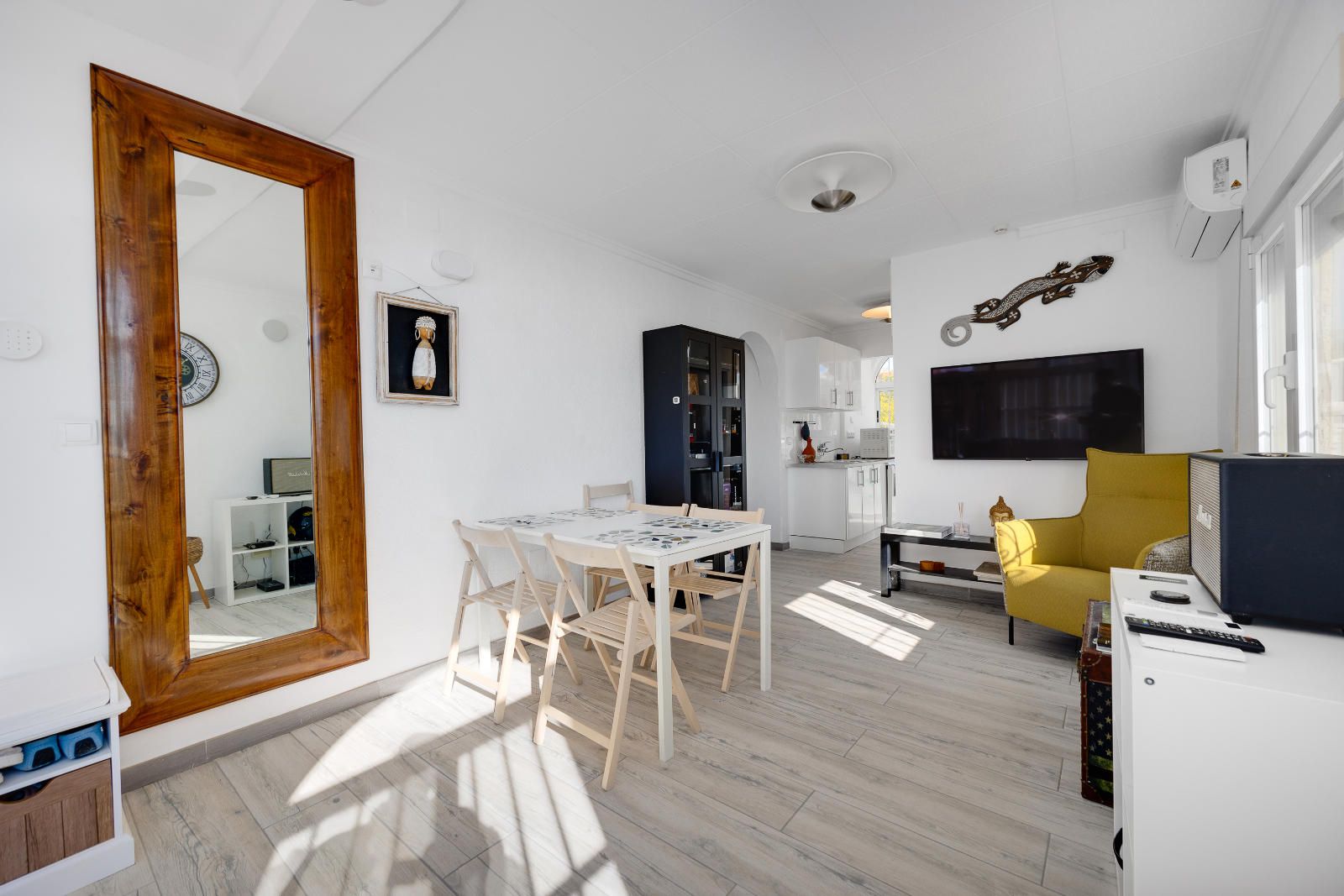 Detached Villa with Private Pool and Solar Energy in La Marina