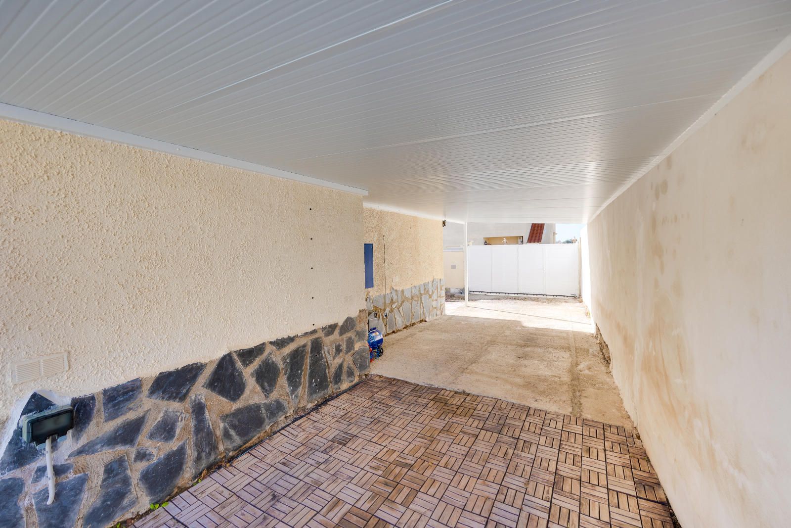 Detached Villa with Private Pool and Solar Energy in La Marina