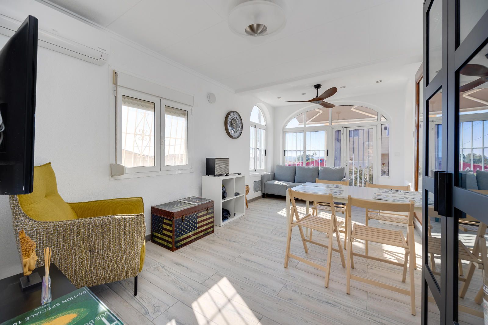 Detached Villa with Private Pool and Solar Energy in La Marina