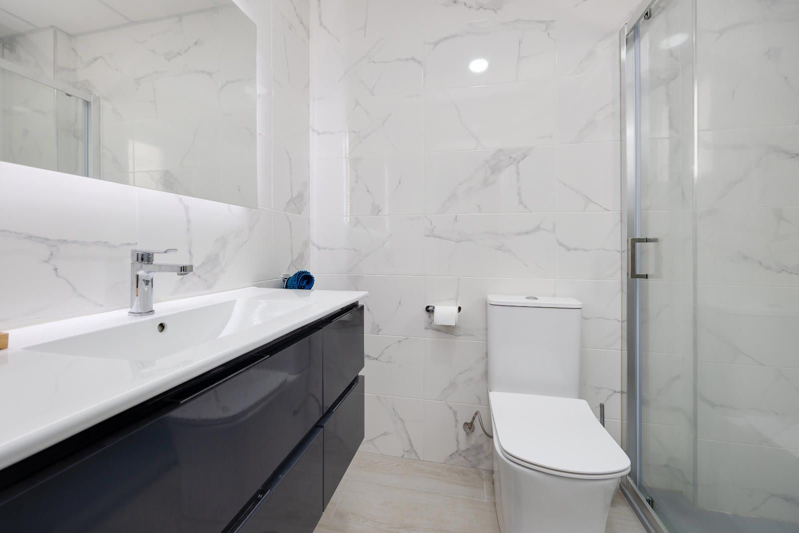 Exclusive Penthouse with Views of the Pink Lagoon – Torrevieja