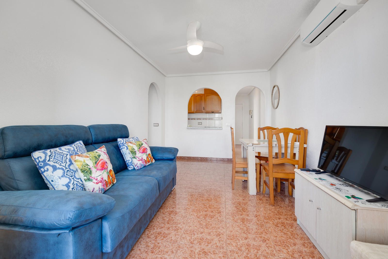 Exclusive Penthouse with Views of the Pink Lagoon – Torrevieja