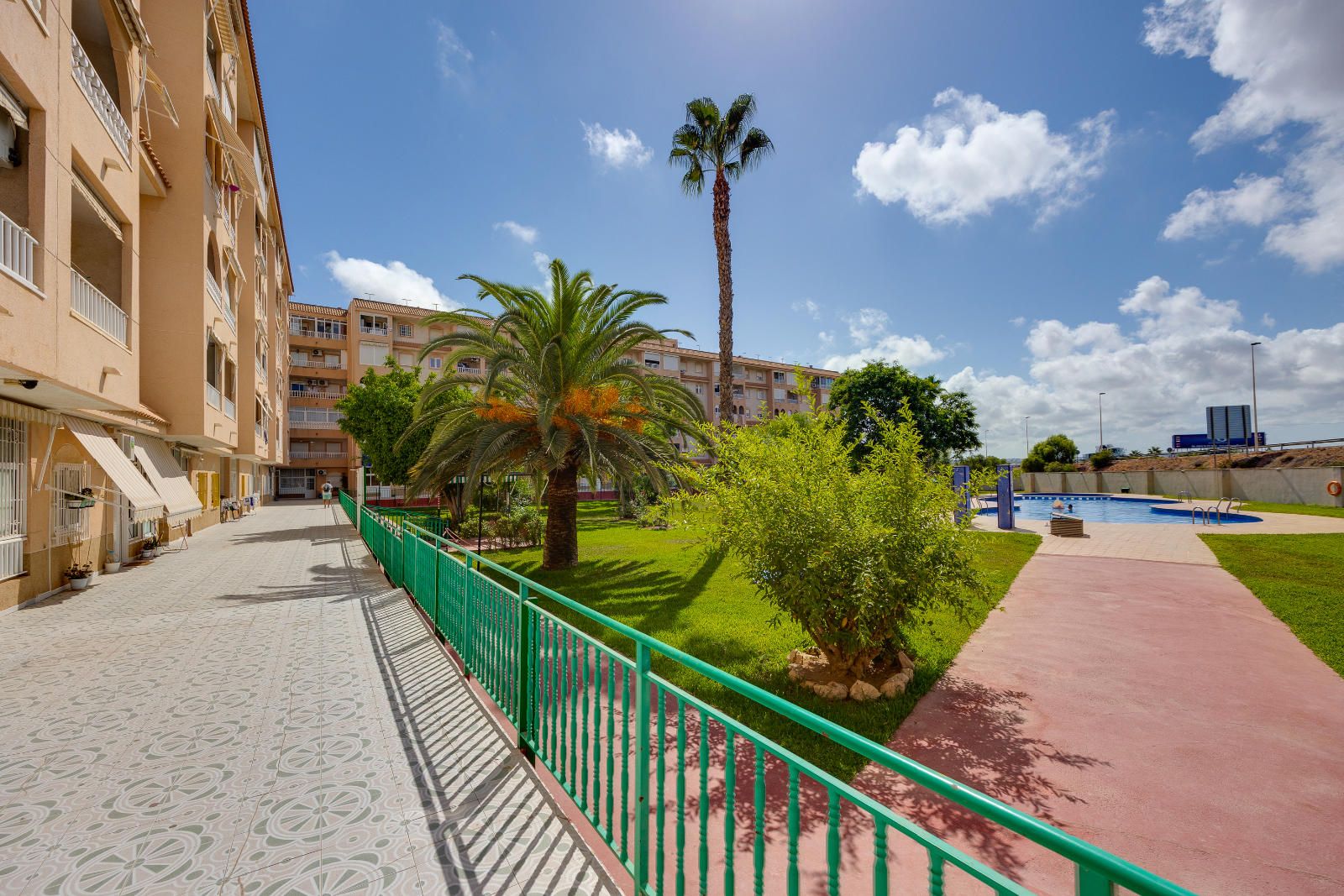 Bright Penthouse with Open Views in Parque de las Naciones – Torrevieja